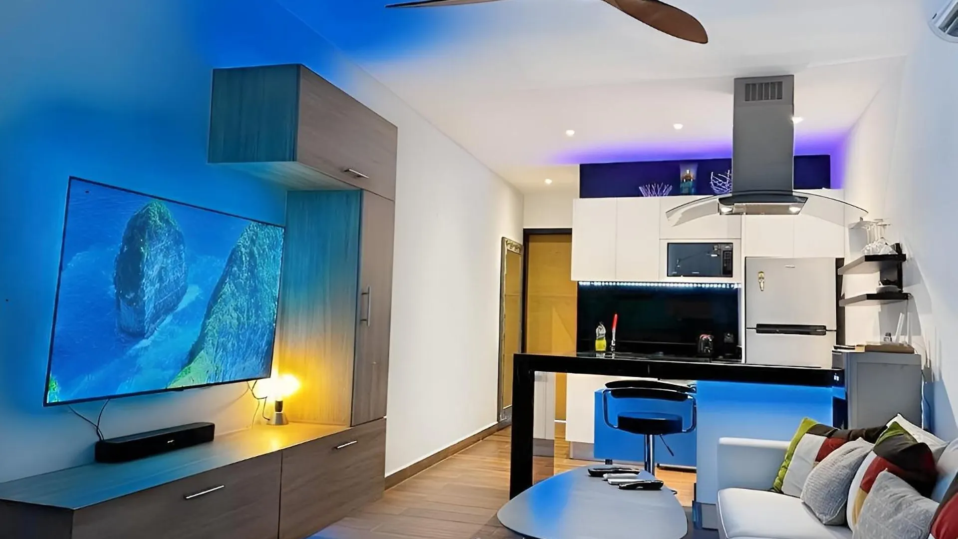 Apartment Executive Suite - Hyper Center Playa Del Carmen